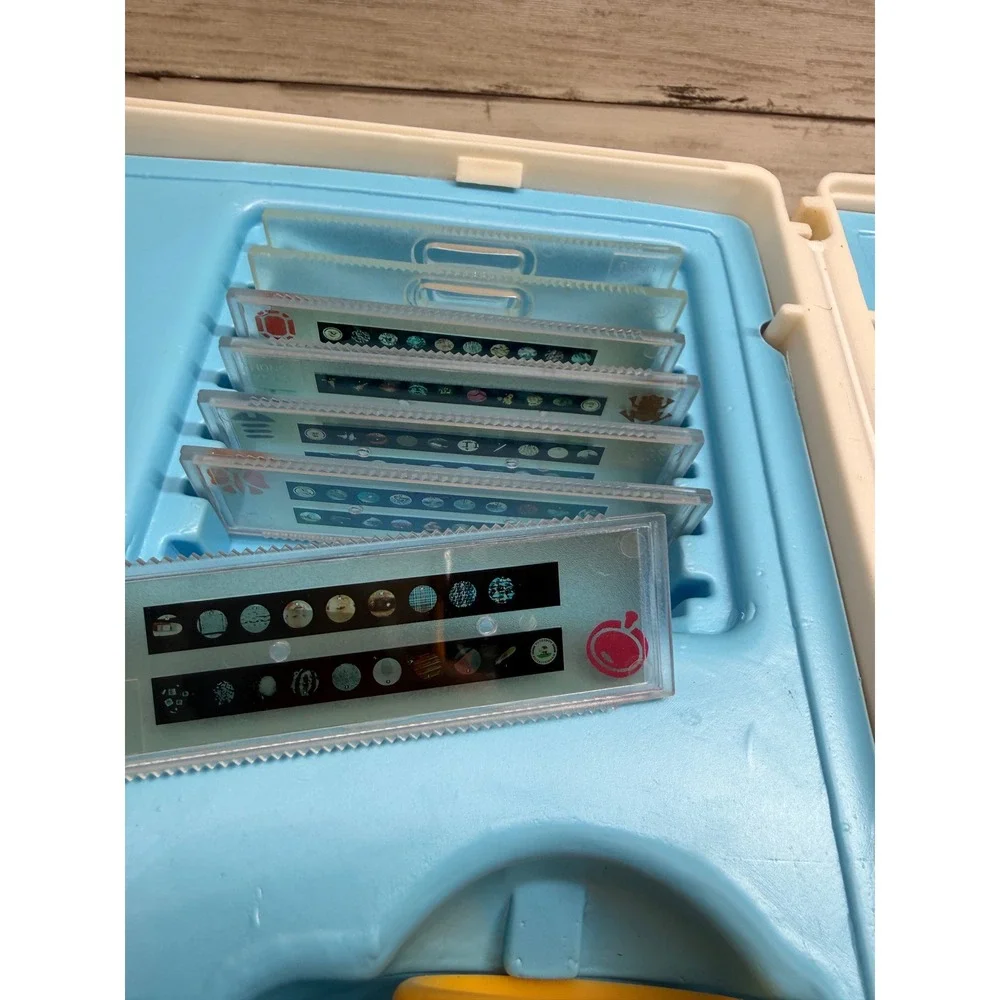 Vintage 1985 Fisher Price Micro Explorer Set 3005 Microscope Case Slides Toy
